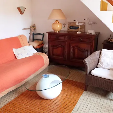 Charmante Maison De Proche Plage, Terrasse Et Jardin - Fr-1-194-88 Hébergement de vacances